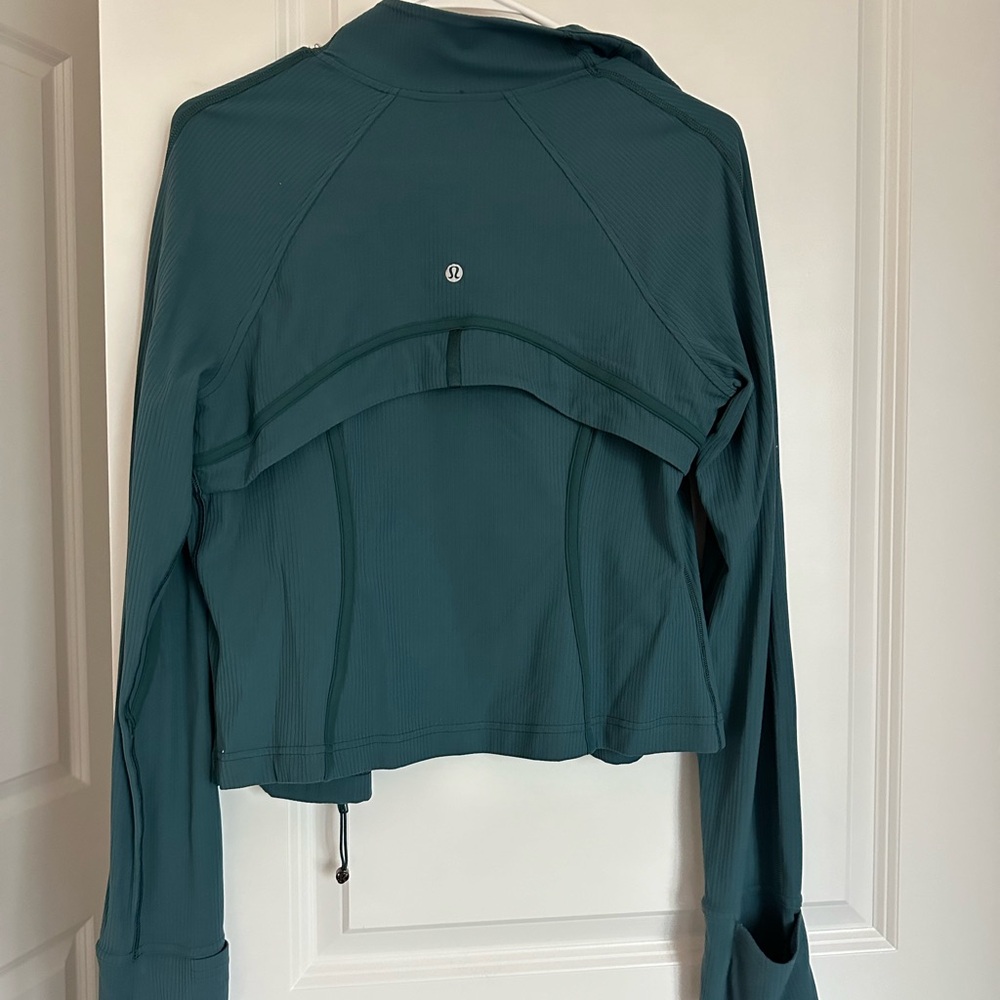 Lululemon cropped jacket